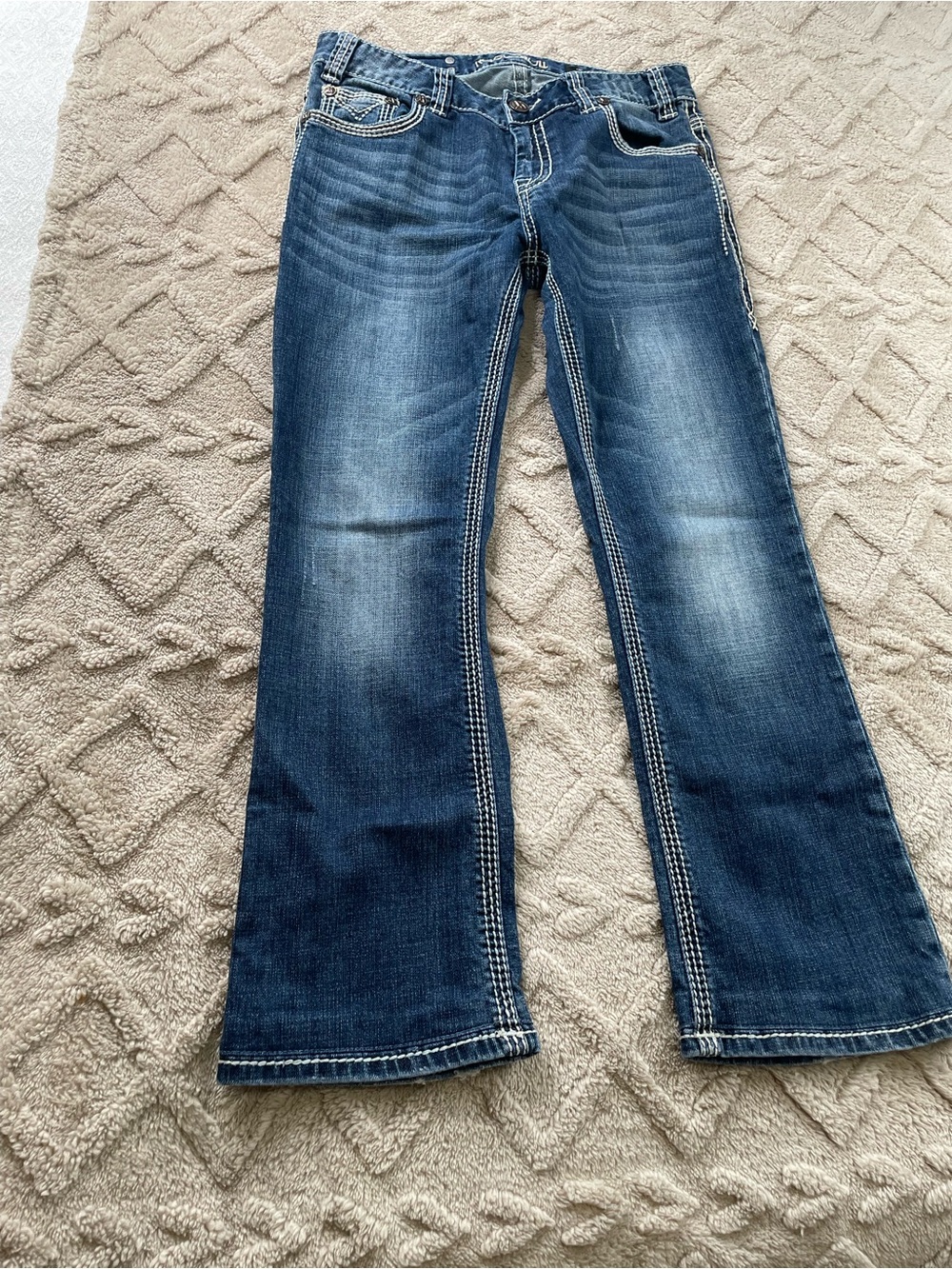 Rock & Roll Cowgirl Denim Jeans with White Stitching Sz 28 X 32 Casual